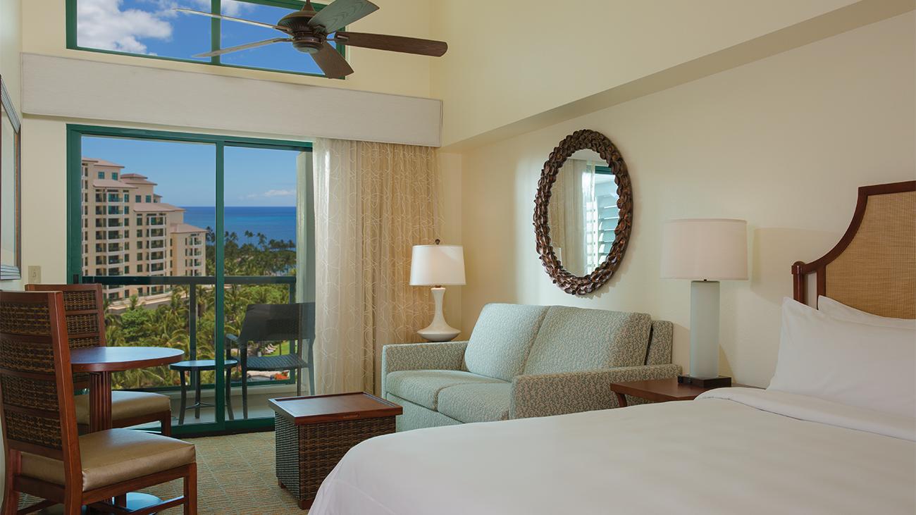Kona Penthouse Guest Bedroom